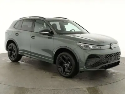 Neu VW Tiguan R-line 193 PS (141 kW) 2025 Cipressino grün metallic SUV