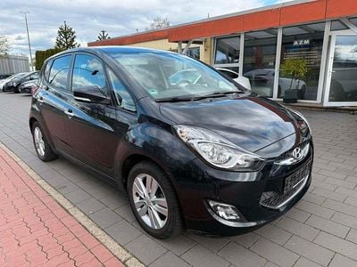 Gebraucht Hyundai ix20 Comfort 90 PS (66 kW) 2010 Schwarz Kleinwagen