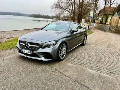 Gebraucht Mercedes C300 AMG line Plus 245 PS (180 kW) 2022 Grau Coupé