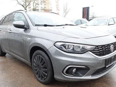 Gebraucht Fiat Tipo Lounge 120 PS (88 kW) 2017 Grau Kombi