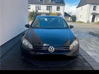 Usata VW Golf VI Trendline 80 CV (58 kW) 2009 Nero Utilitaria