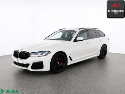 Gebraucht BMW 530 M Sport 286 PS (210 kW) 2023 Alpinweiss iii Kombi