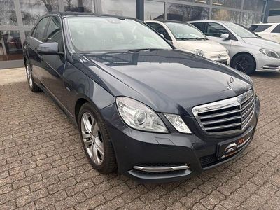 Gebraucht Mercedes E220 Avantgarde 170 PS (125 kW) 2010 Grau Limousine