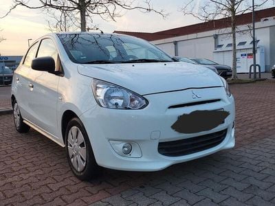Gebraucht Mitsubishi Space Star 71 PS (52 kW) 2013 Weiß Kleinwagen