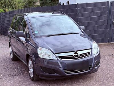 Second-hand Opel Zafira 140 CP (102 kW) 2010 Albastru Monovolum