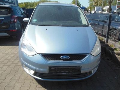 Usado Ford Galaxy Ghia 140 HP (102 kW) 2006 Azul Monovolume