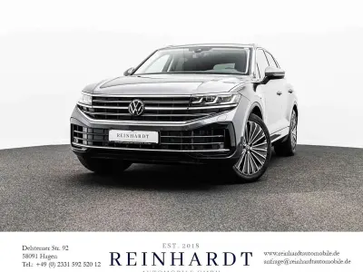 Gebraucht VW Touareg Elegance 381 PS (280 kW) 2024 Siliziumgrau metallic SUV