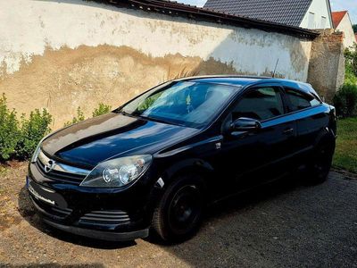 Opel Astra GTC