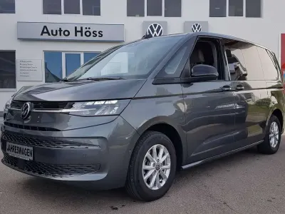 Gebraucht VW Multivan Life 150 PS (110 kW) 2025 Indiumgrau metallic Van / Kleinbus