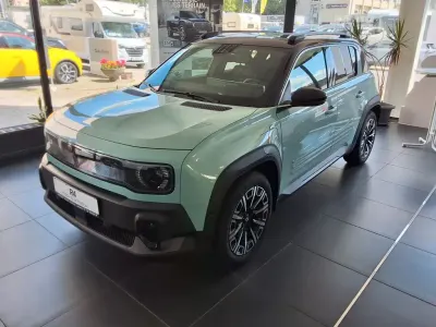 Nouă Renault R4 Iconic 110 kW (150 CP) 2025 Verde Monovolum