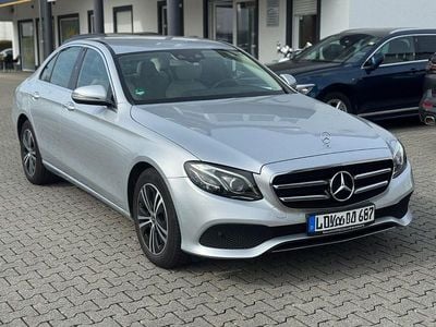 Usata Mercedes E220 194 CV (142 kW) 2019 Argento Berlina