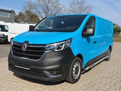 Usata Renault Trafic Komfort 150 CV (110 kW) 2022 Blu Monovolume