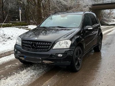 Schwarz Gebraucht 2007 Mercedes ML420 SUV | 13.500 €