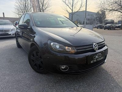 Gebraucht VW Golf VI Team 105 PS (77 kW) 2010 Schwarz Kleinwagen