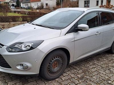 Gebraucht Ford Focus Champions Edition 95 PS (69 kW) 2012 Silber Kombi