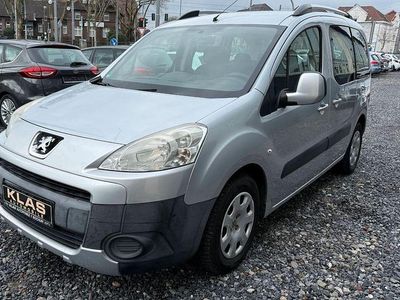 Gebraucht Peugeot Partner Tepee 92 PS (67 kW) 2011 Silber Van / Kleinbus