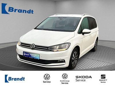 Weiß Gebraucht 2021 VW Touran Comfortline Van / Kleinbus | 21.990 € (Fairer Preis)