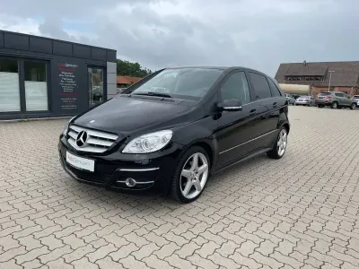 Gebraucht Mercedes B200 Sport 136 PS (100 kW) 2009 Schwarz Van / Kleinbus