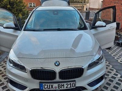 Gebraucht BMW 216 Active Tourer Sport Line 116 PS (85 kW) 2016 Weiß Van / Kleinbus