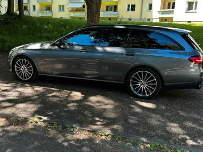 Gebraucht Mercedes E200 184 PS (135 kW) 2019 Grau Kombi