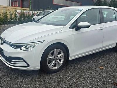 Gebraucht VW Golf Life 110 PS (80 kW) 2021 Weiß Limousine