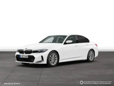 Gebraucht BMW 330 M Sport 258 PS (189 kW) 2026 Weiß Limousine
