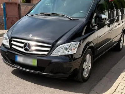 Gebraucht Mercedes Viano 224 PS (164 kW) 2011 Schwarz Van / Kleinbus