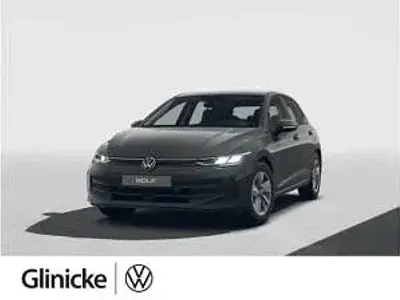 Neu VW Golf VIII Life 116 PS (85 kW) 2026 Grau (uranograu) Limousine