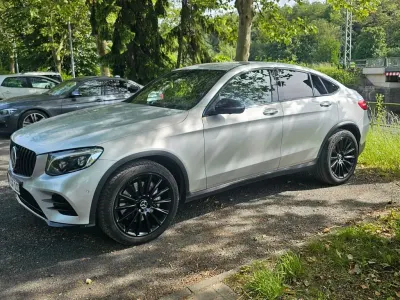 Używany Mercedes GLC300 245 KM (180 kW) 2018 Srebrny Coupe