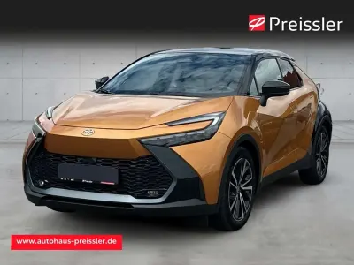 Gebraucht Toyota C-HR Lounge 197 PS (144 kW) 2023 Sulfur (5c7)/ black (202) SUV