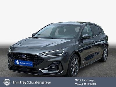 Begagnad Ford Focus ST-Line X 155 HK (114 kW) 2024 Grå Sedan