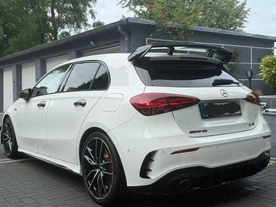 Weiß Gebraucht 2023 Mercedes A35 AMG AMG Limousine | 42.900 € (Fairer Preis)