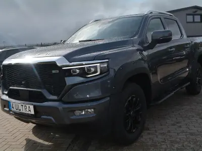 Nowe Foton 4 159 KM (116 kW) 2026 Srebrny SUV