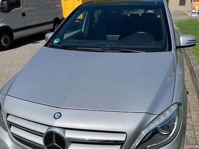 Brugt Mercedes W180 122 HK (89 kW) 2012 Grå Sedan