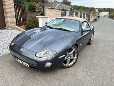 Jaguar XKR