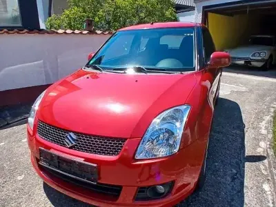 Gebraucht Suzuki Swift Comfort 92 PS (67 kW) 2009 Rot Kleinwagen