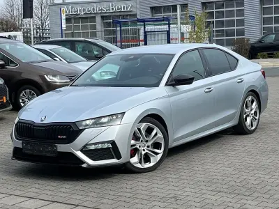 Gebraucht Skoda Octavia RS 200 PS (147 kW) 2021 Silber Limousine