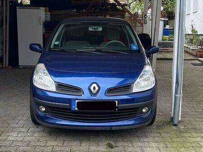 gebraucht Renault Clio III 1.6 16v Automatik