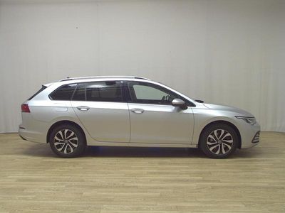 Usata VW Golf VIII Active 116 CV (85 kW) 2022 Argento Berlina