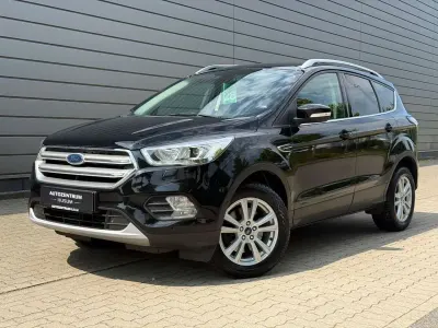 Gebraucht Ford Kuga Cool & Connect 150 PS (110 kW) 2019 Schwarz SUV