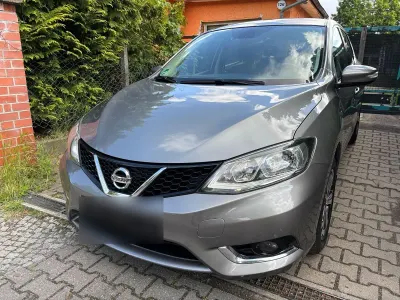 Gebraucht Nissan Pulsar 116 PS (85 kW) 2015 Grau Kleinwagen