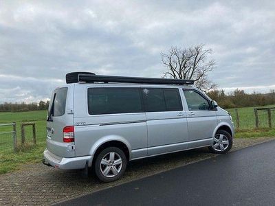 Silber Gebraucht 2009 VW Caravelle Van / Kleinbus | 19.350 € (Teuer)
