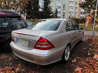 Mercedes C240