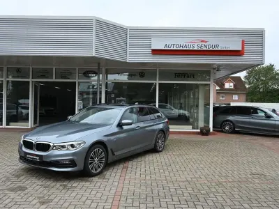 Gebraucht BMW 520 Sport Line 190 PS (139 kW) 2018 Blau Limousine