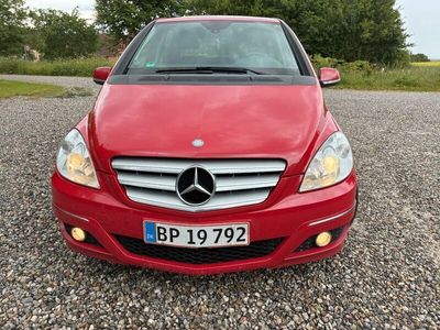 Mercedes B200