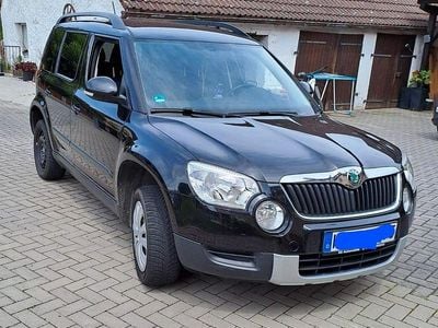 Gebraucht Skoda Yeti Active 105 PS (77 kW) 2012 Schwarz SUV