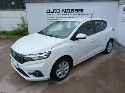 Gebraucht Dacia Sandero Comfort 67 PS (49 kW) 2022 Weiß Kleinwagen