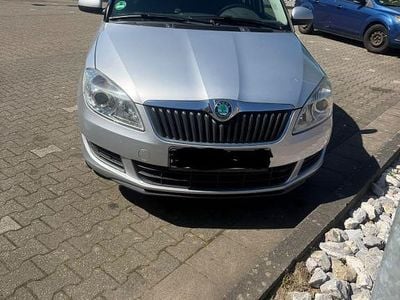 Second-hand Skoda Fabia Family 105 CP (77 kW) 2012 Argintiu Break