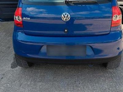Second-hand VW Fox 60 CP (44 kW) 2010 Albastru Hatchback