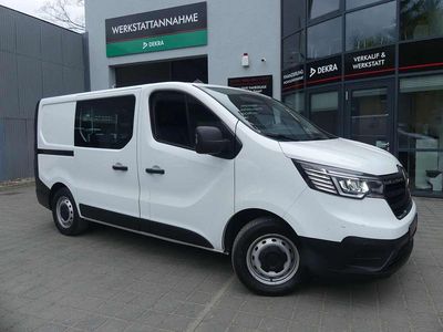 Second-hand Renault Trafic 131 CP (96 kW) 2022 Alb Monovolum